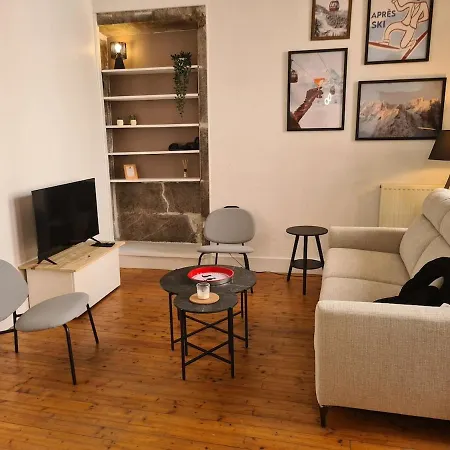 Le Roche Et Or - Gare 15 Min Apartment